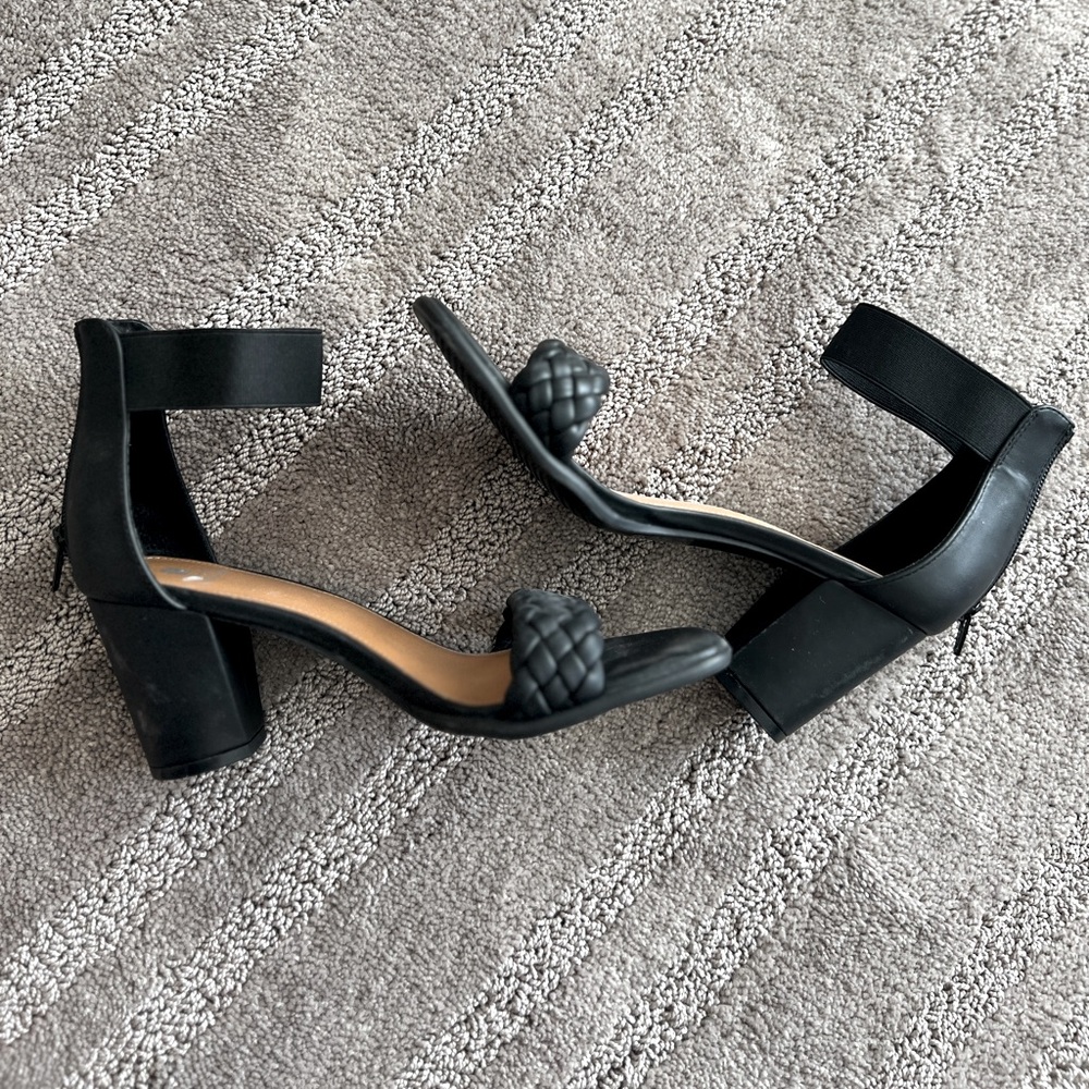 White Mountain Strappy Sandals